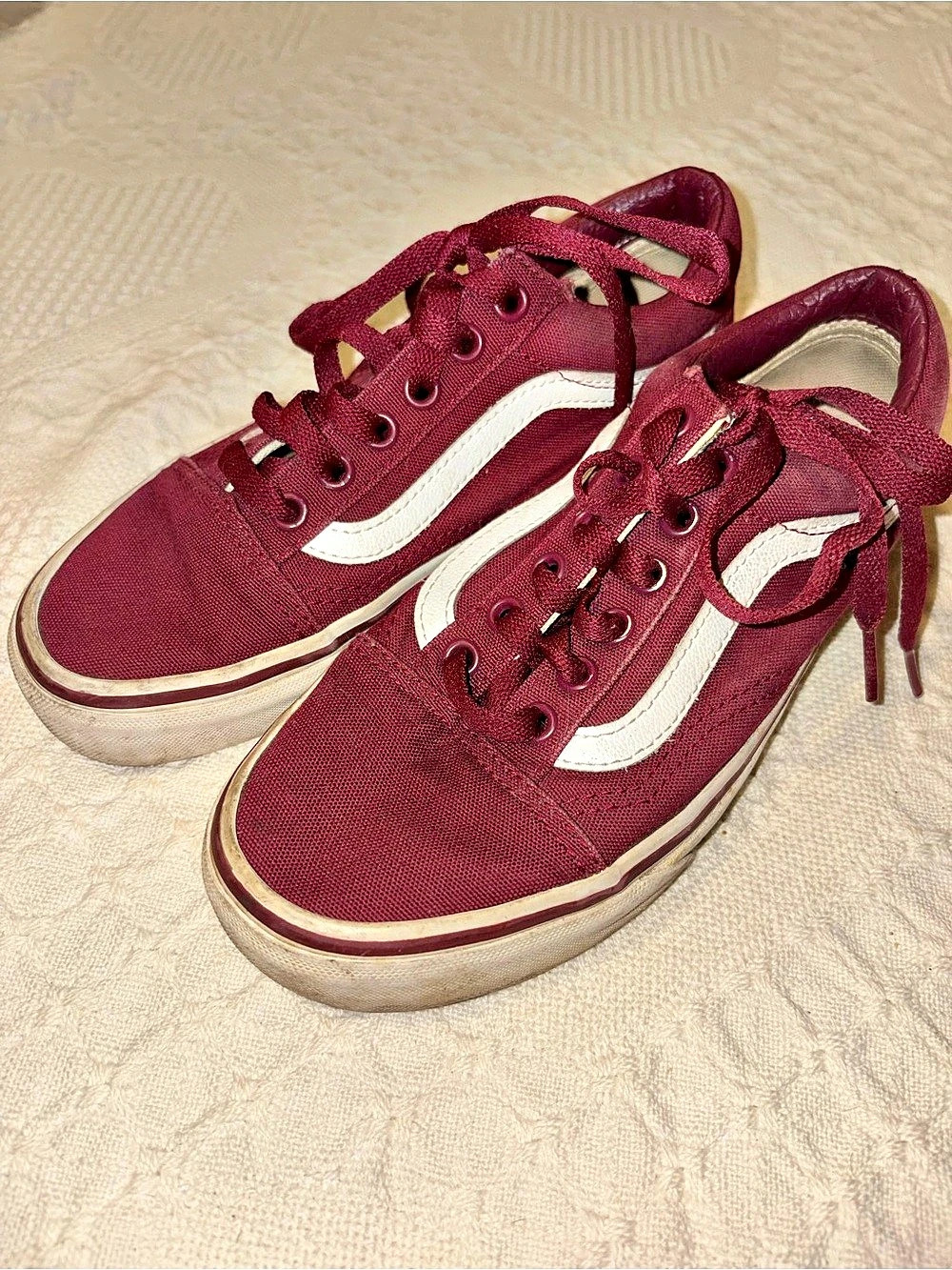 Vans Old Skool Burgundy & White Sneakers US 4